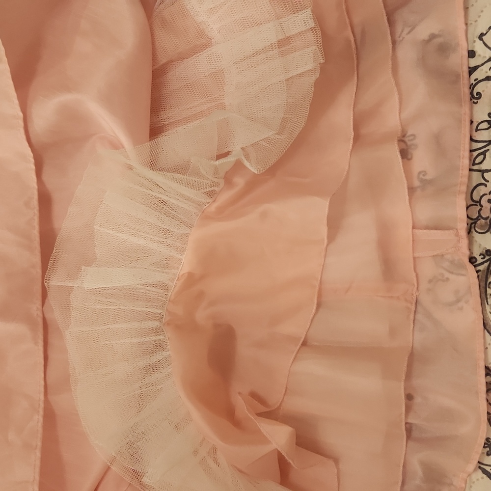 Beautiful pink dress - Picture 6 of 11